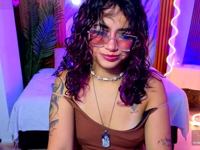 Kristen-tay live cam on BongaCams