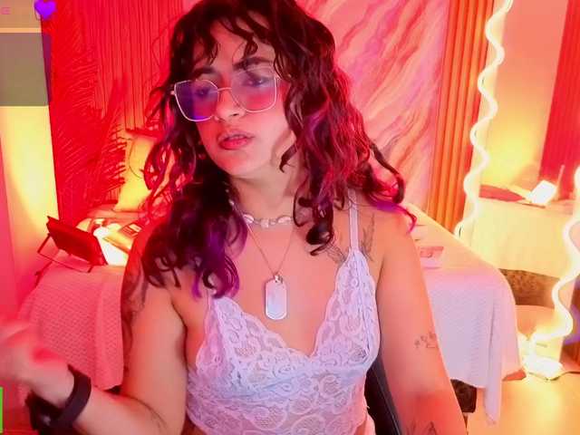 Kristen-tay