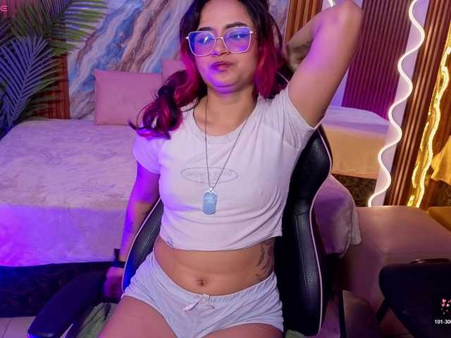 Kristen-tay live cam on BongaCams
