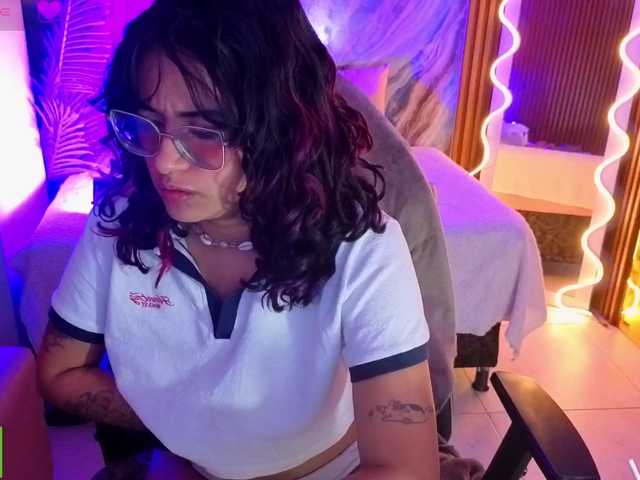 Kristen-tay live cam on BongaCams