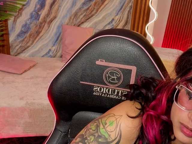 Kristen-tay live cam on BongaCams