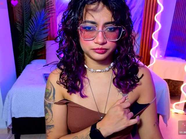 Kristen-tay live cam on BongaCams