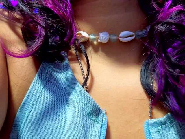 Kristen-tay live cam on BongaCams
