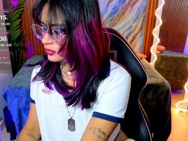 Kristen-tay live cam on BongaCams
