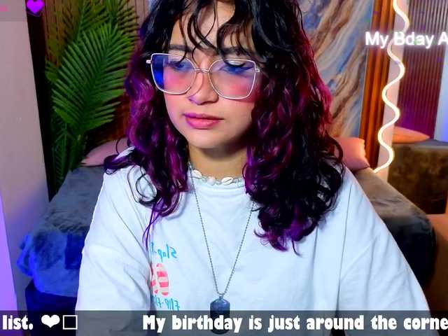 Kristen-tay live cam on BongaCams