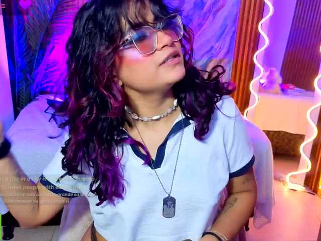 Kristen-tay live cam on BongaCams