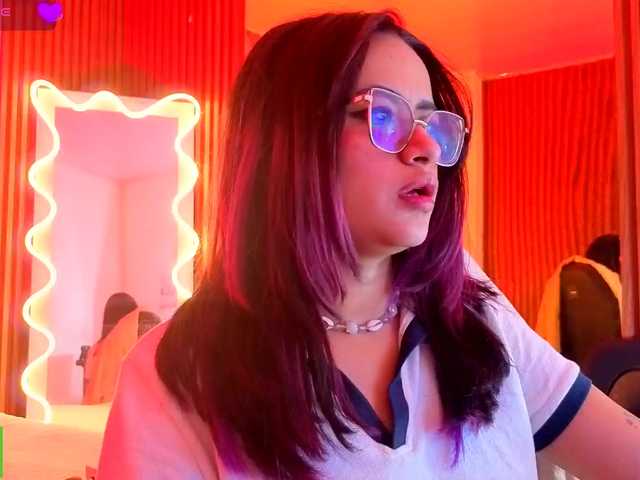 Kristen-tay live cam on BongaCams