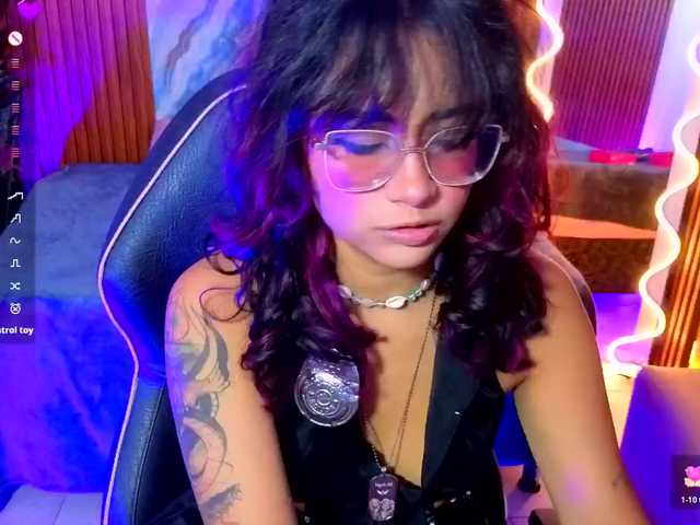 Kristen-tay live cam on BongaCams