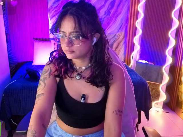 Kristen-tay live cam on BongaCams