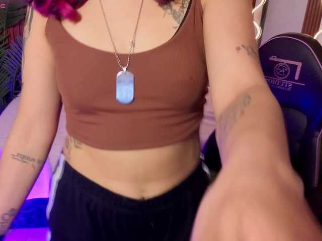 Kristen-tay live cam on BongaCams