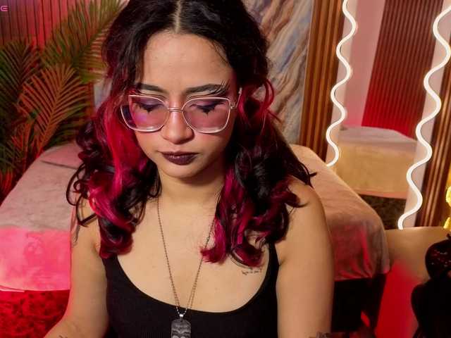 Kristen-tay live cam on BongaCams