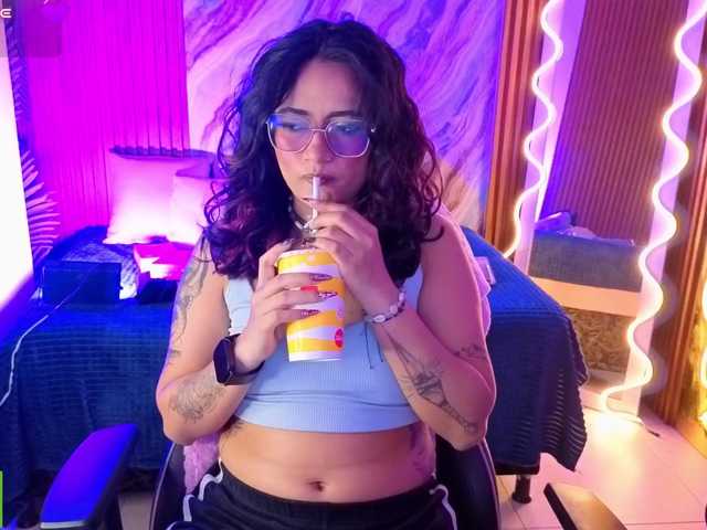 Kristen-tay live cam on BongaCams