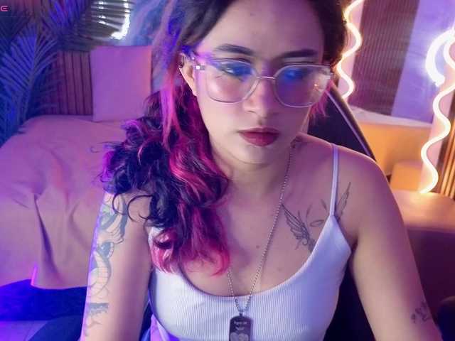 Kristen-tay live cam on BongaCams