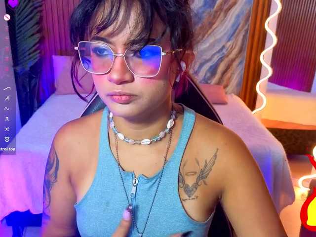 Kristen-tay live cam on BongaCams