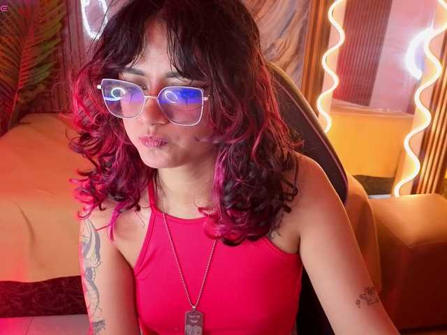 Kristen-tay live cam on BongaCams