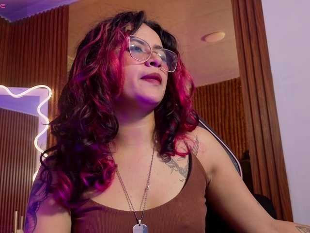 Kristen-tay live cam on BongaCams