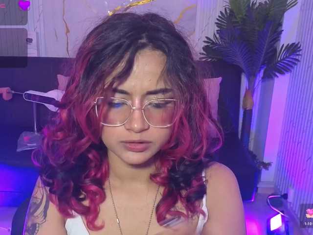 Kristen-tay's BongaCams show and profile