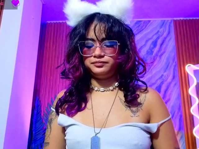 Kristen-tay live cam on BongaCams
