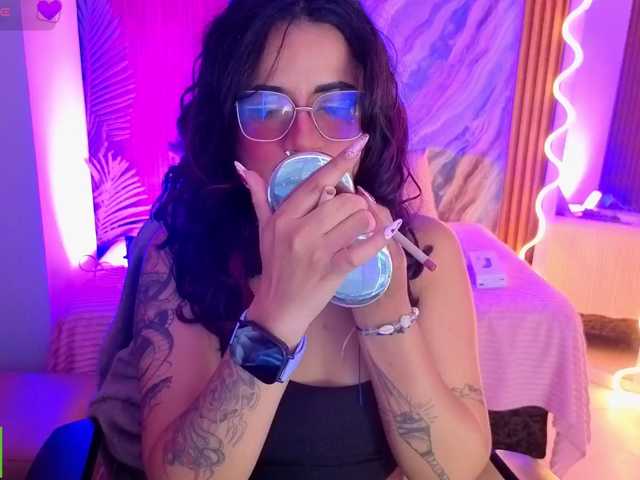 Kristen-tay live cam on BongaCams