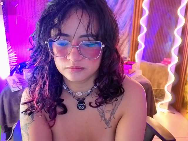Kristen-tay