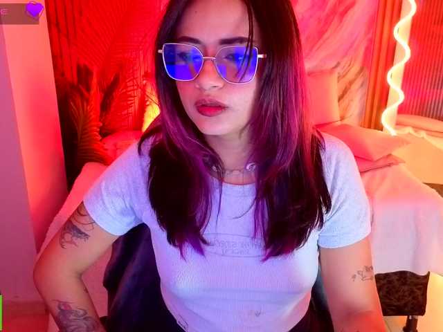 Kristen-tay live cam on BongaCams