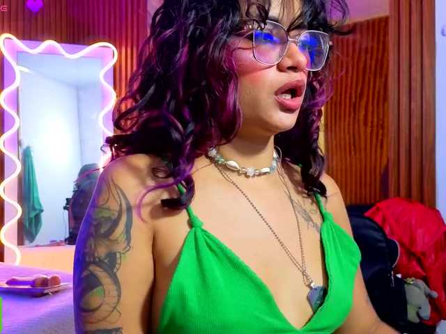 Kristen-tay live cam on BongaCams