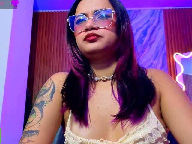 Kristen-tay live cam on BongaCams