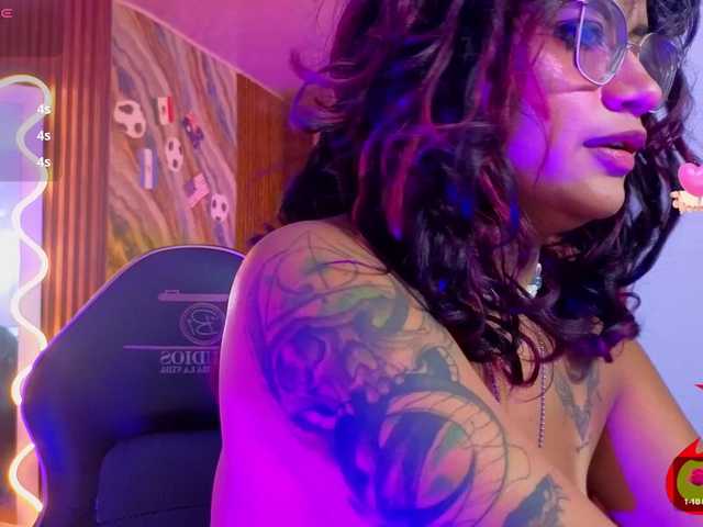 Kristen-tay live cam on BongaCams