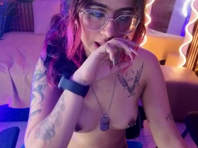 Kristen-tay live cam on BongaCams