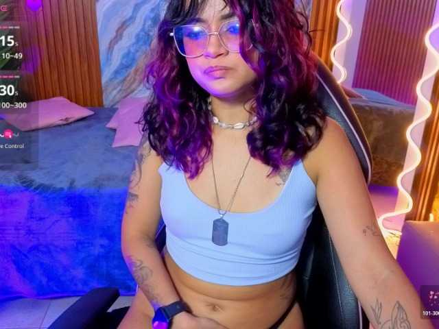 Kristen-tay live cam on BongaCams