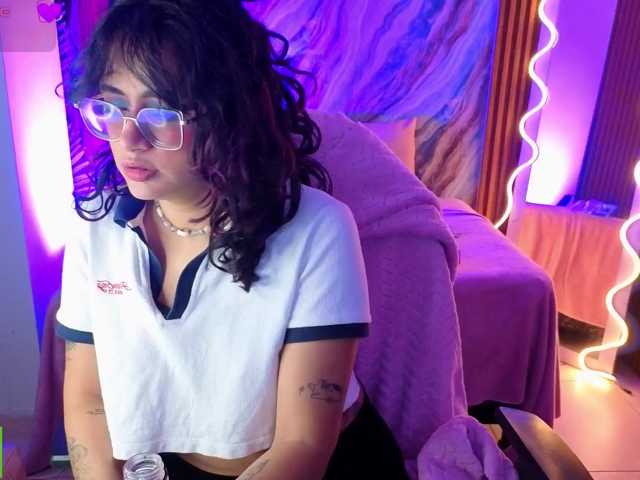 Kristen-tay