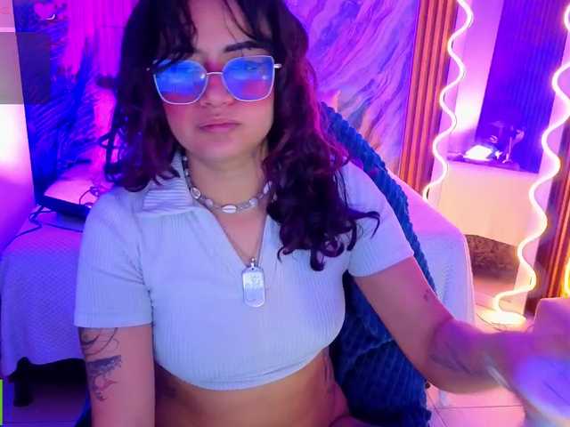 Kristen-tay live cam on BongaCams