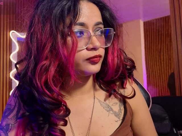 Kristen-tay live cam on BongaCams