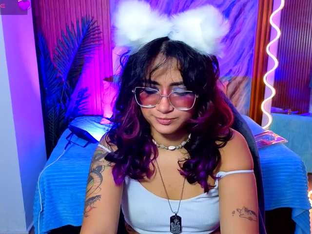 Kristen-tay live cam on BongaCams