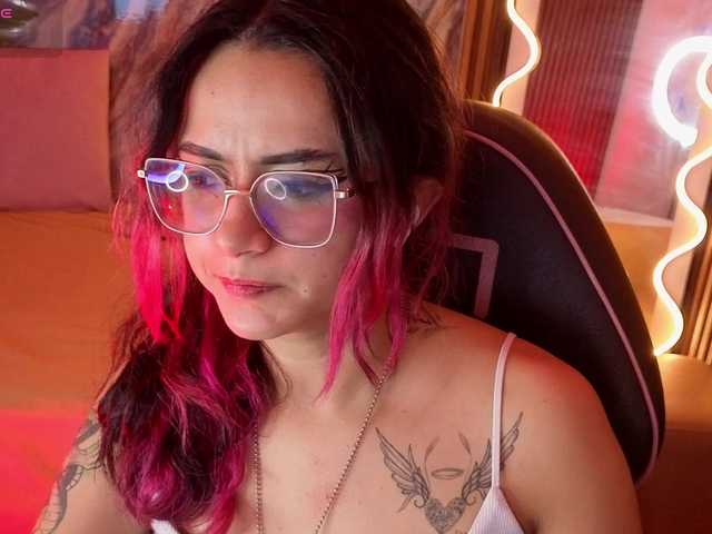 Kristen-tay live cam on BongaCams