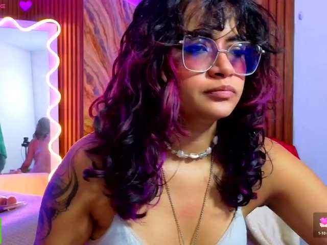 Kristen-tay live cam on BongaCams