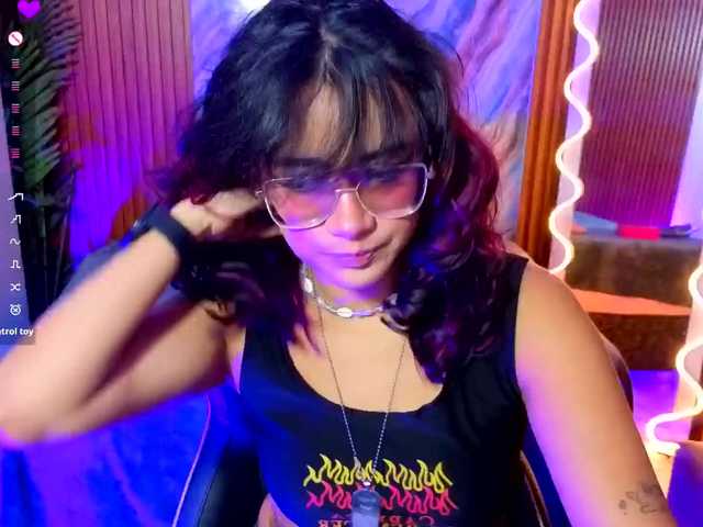 Kristen-tay live cam on BongaCams