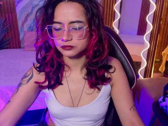 Kristen-tay live cam on BongaCams