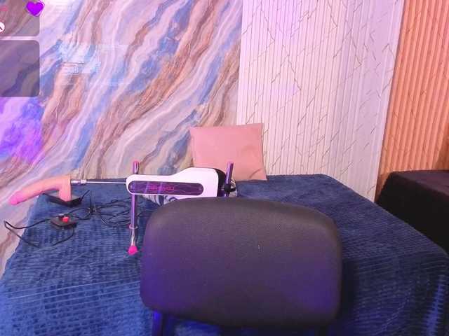 Kristen-tay's BongaCams show and profile