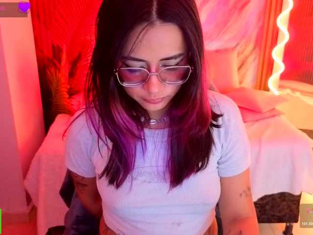 Kristen-tay live cam on BongaCams
