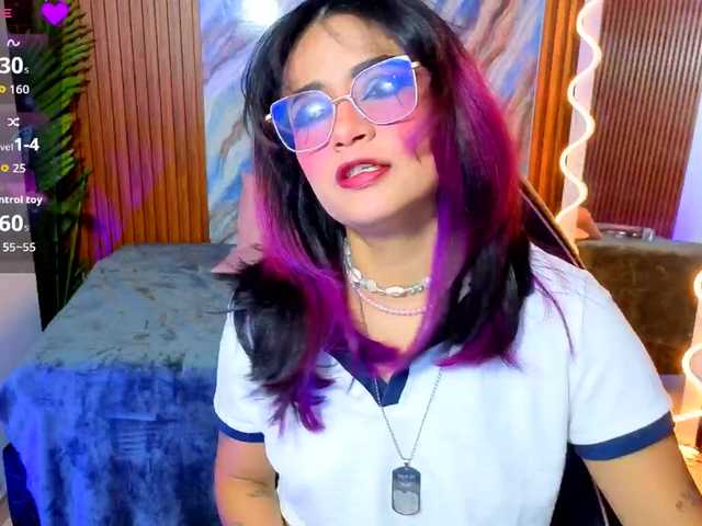 Kristen-tay live cam on BongaCams