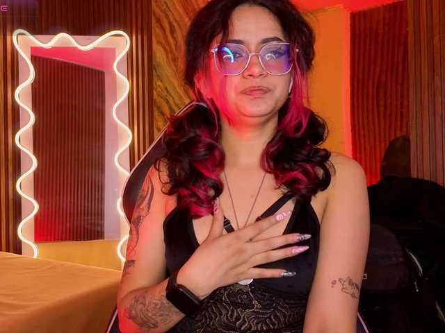 Kristen-tay live cam on BongaCams
