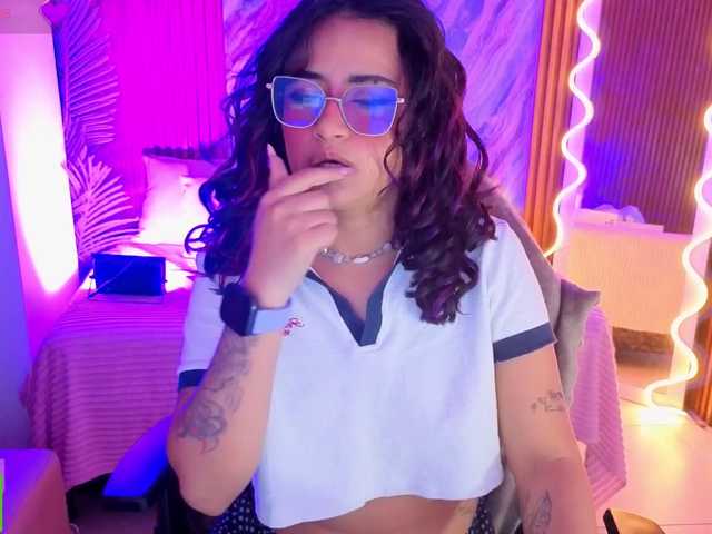 Kristen-tay live cam on BongaCams
