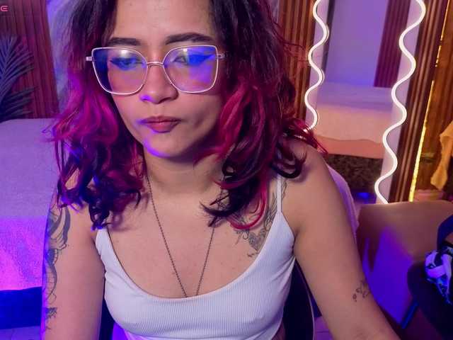 Kristen-tay live cam on BongaCams