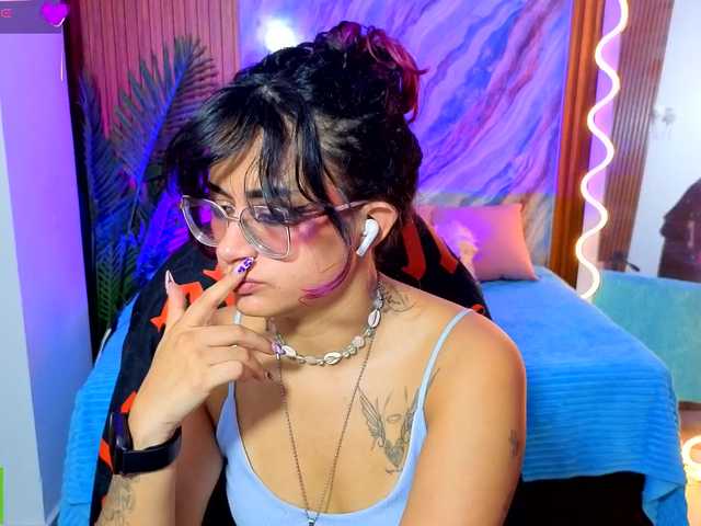 Kristen-tay live cam on BongaCams