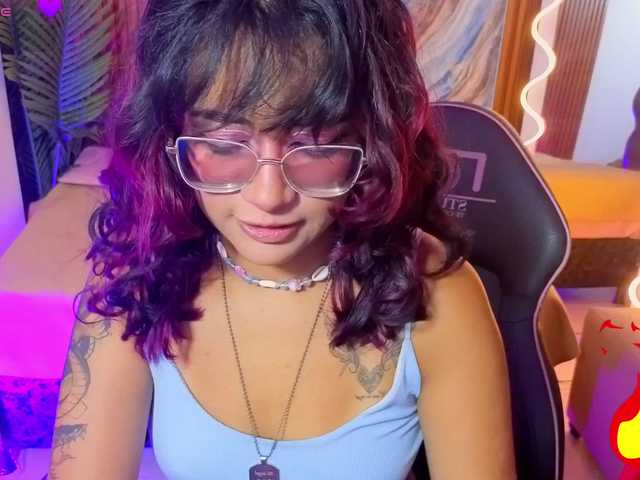 Kristen-tay live cam on BongaCams
