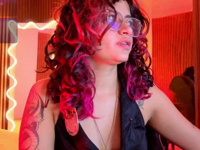 Kristen-tay live cam on BongaCams