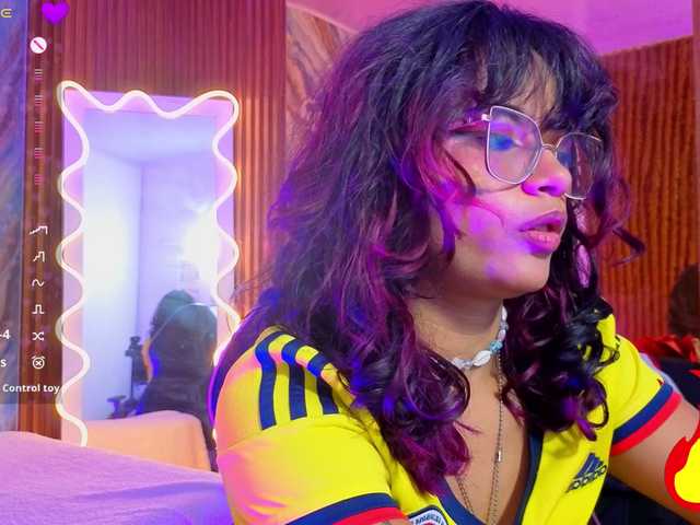Kristen-tay live cam on BongaCams
