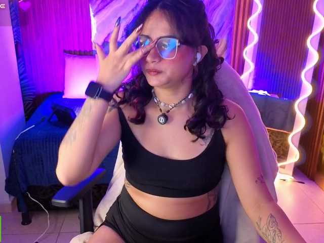 Kristen-tay live cam on BongaCams