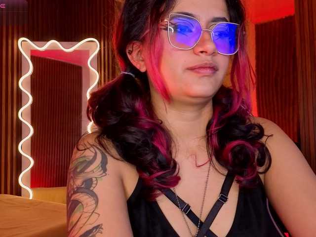 Kristen-tay live cam on BongaCams